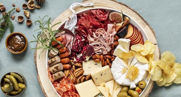 Joulun suolainen herkkulautanen