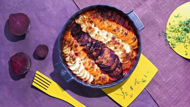 Täyteläinen kasvisgratiini