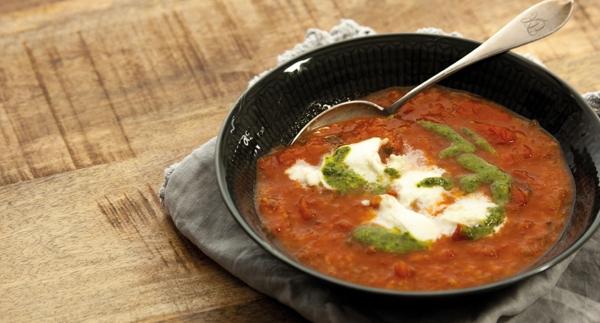 Toscanan tomaattikeitto