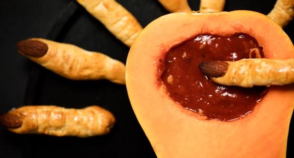 Halloweendippi ja pizzasormet