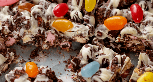 Pääsiäisen rocky road -palat