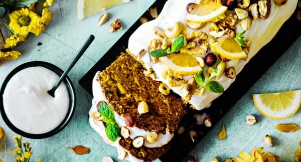 Vegaaninen porkkanakakku