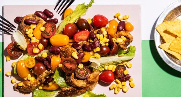 Lämmin texmex-kanasalaatti