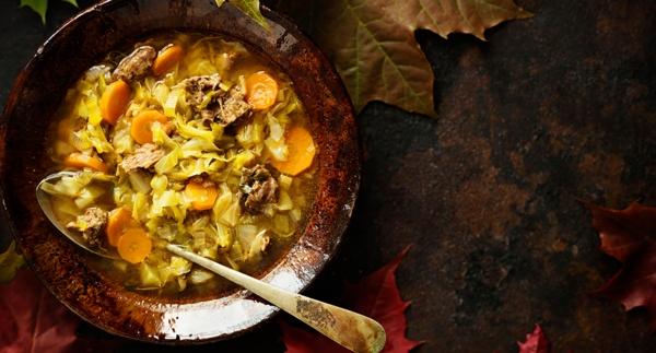 Pulled beef -kaalikeitto