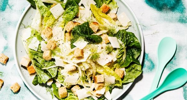 Kesäinen fenkoli-caesar