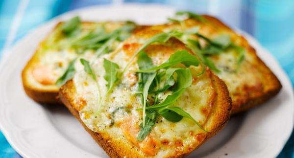 Kylmäsavulohileivät uunissa